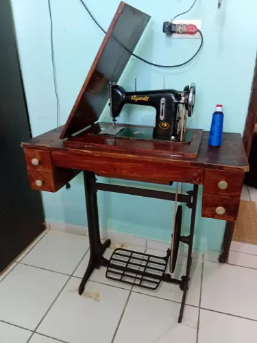 Máquina de costuras