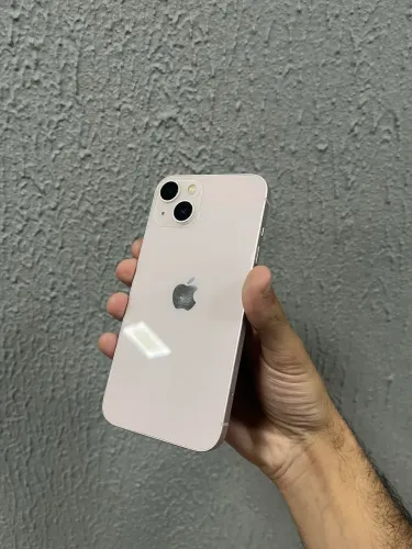 iPhone 13 muito novo 
