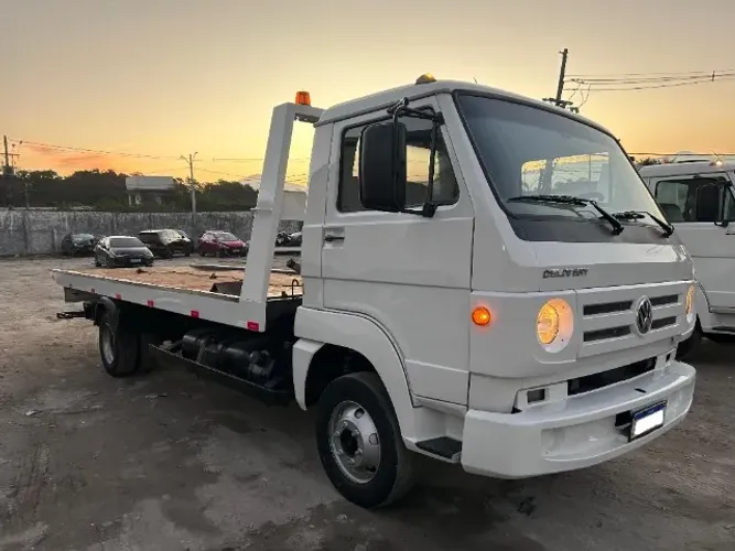 ? VW Delivery 8.160 2018 | Reboque Plataforma + Asa-Delta | PRONTO PARA TRABALHAR