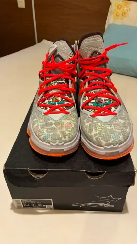 Tênis Nike LeBron 19 Fast Food 42
