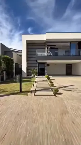 Casa de condomínio para venda com 265 metros quadrados com 4 quartos