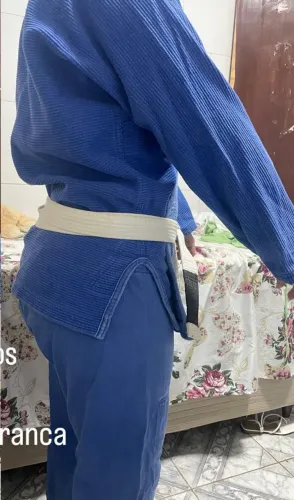 Kimono artyrus
