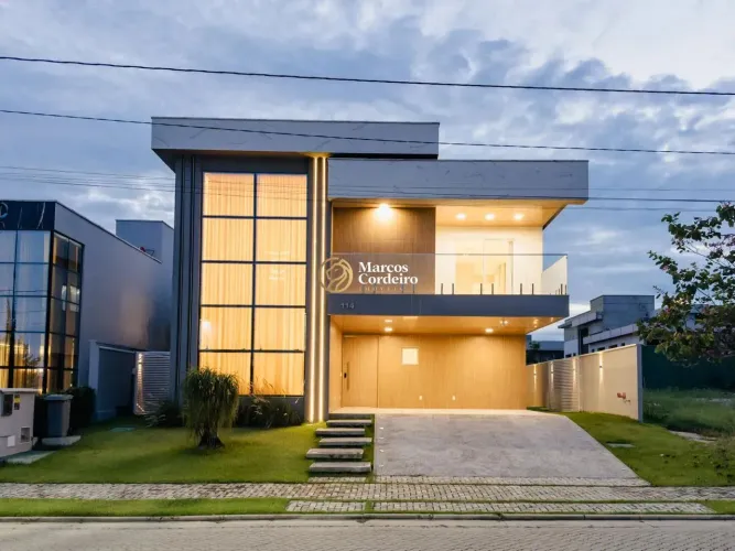 Casa  No Alphaville Ceará, semimobiliada em Cidade Alpha - Eusébio