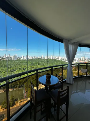 Cobertura para venda possui 200 metros quadrados com 2 quartos em Jardim Santa Marta - Cui