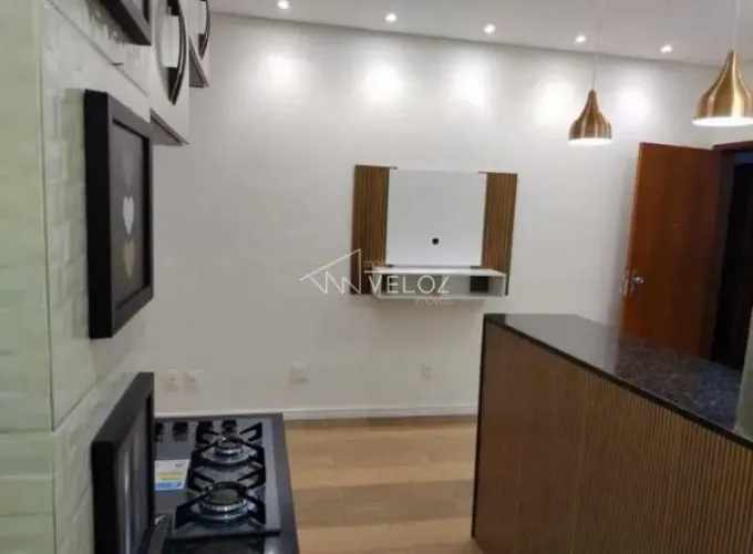 Apartamento - / Residencial / Centro