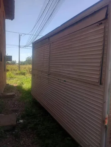 VENDO CONTÊINER / SALA METÁLICA