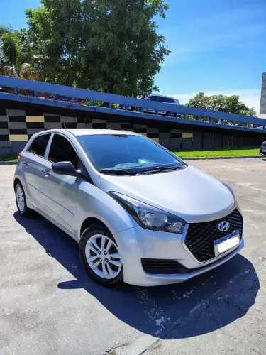 Hyundai HB20 Unique 1.0 Flex 12V Mec. 2019