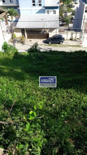 Terreno à venda, 360 m² por R$ 700.000,00 - Camboinhas - Niterói/RJ