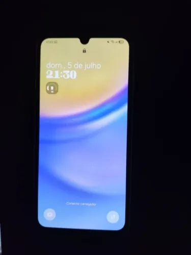 Vende-se Samsung A15 128GB com poucas marcas de uso
