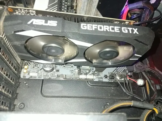GTX 1650 4GB GDDR5 Asus DUAL