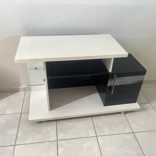 Rack pequeno de sala