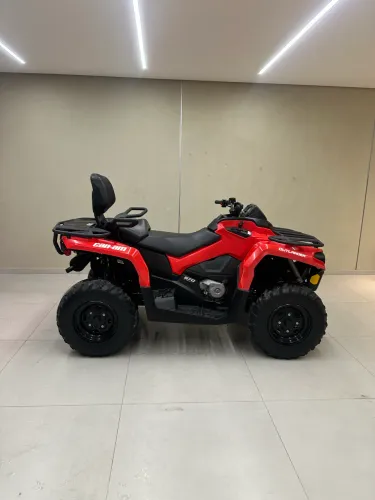 BRP Can Am 570 4x4 Outlander Max 