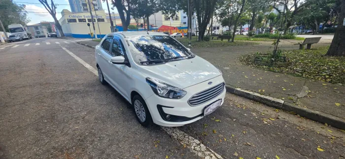Ford KA 1.5 Sedan SE 12V Flex 4P Mec. 2020