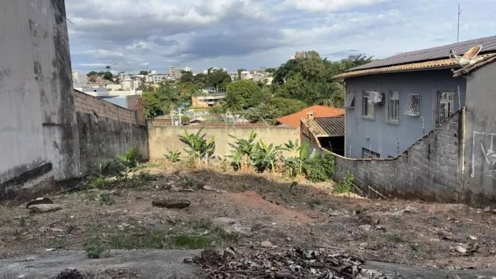 Terreno à venda, 360 m² por R$ 620.000,00 - Santa Amélia - Belo Horizonte/MG