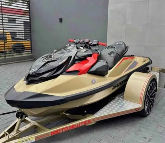 Jetski RXT 300 ( Parcelas a partir de 40.000 )