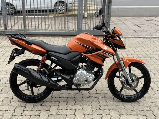 Moto Bem conservada