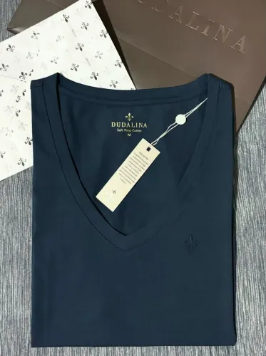 Camiseta DUDALINA de PIMA. NOVA, com Nota Fiscal. Cor Azul Marinho.