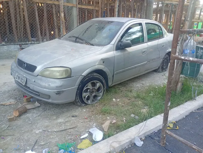 Chevrolet Astra GL Milenium 1.8 MPFI 4P 2001