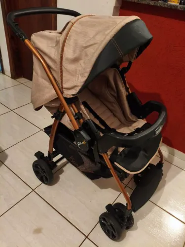 Carrinho de bebê confortável