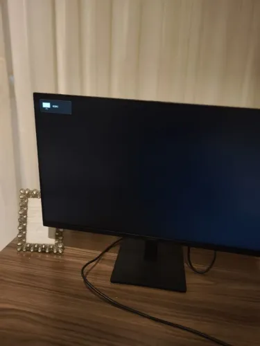 Monitor Samsung Essential S3 27" Full HD IPS 100Hz (Usado pouquíssimas vezes)