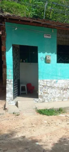 Aluga-se casa na grota da alegria