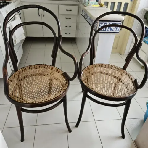 Par 2 cadeiras antigas austríacas Thonet (autênticas)