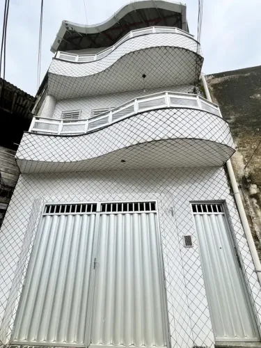 CASA DE 4 PAVIMENTOS À VENDA NA DOMINGOS MARREIROS BELÉM/PA