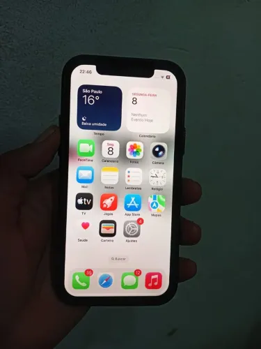 iPhone 12 64 gigas leia
