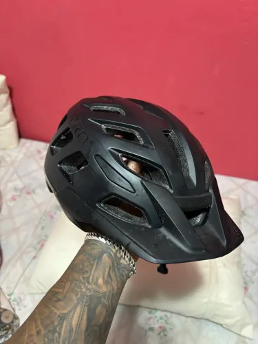 Capacete Giro