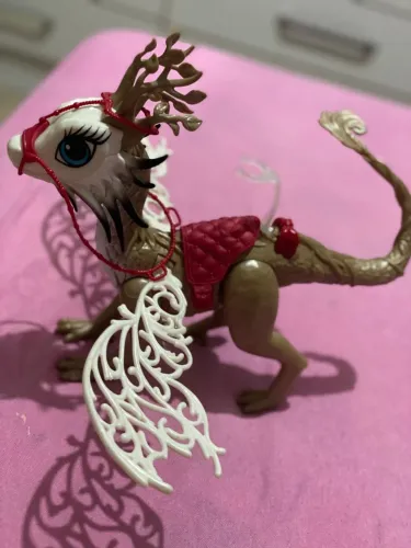 Dragão da Apple- Ever After High Jogos dos Dragões 