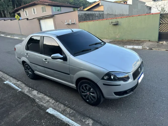 Fiat Siena ELX 1.4 MPI Fire Flex 8V 4P 2010
