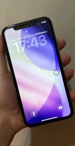 Vendo IPHONE 11 normal