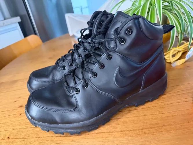 Tênis Nike Manoa Leather