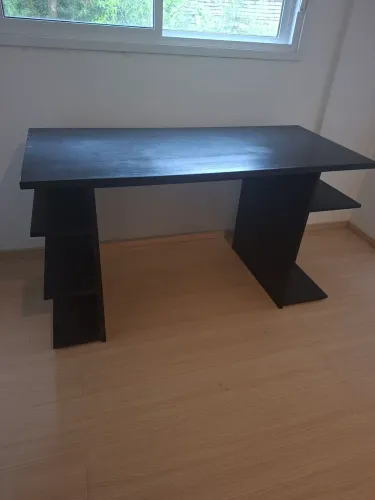 Mesa de quarto / escritório
