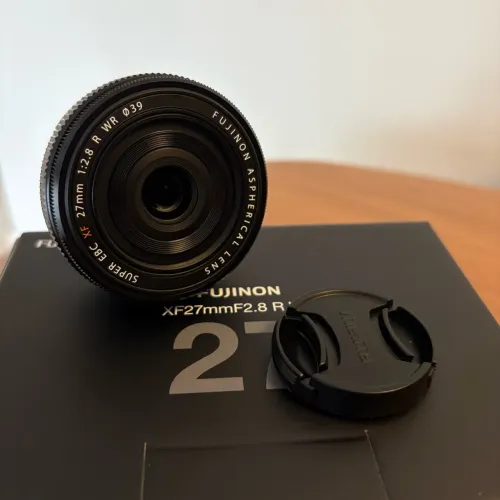 Lente Fuji 27mm 2.8