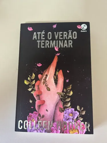 Livro Até o Verão Terminar - Colleen Hoover | Seminovo ? R$ 40