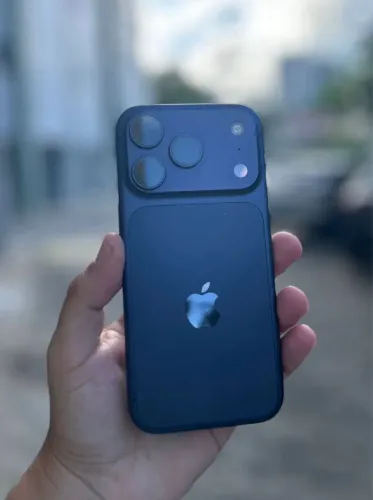 Iphone 17 pro 256 azul