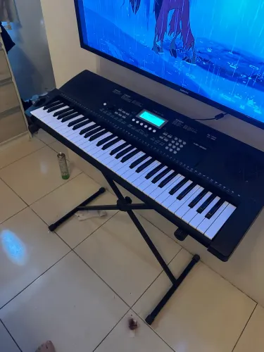 Teclado Revas KB-330 da Roland
