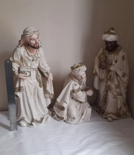 Imagem religiosa - Três Reis Magos (em resina)