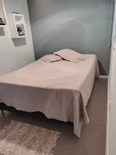 Vendo Cama Box Casal