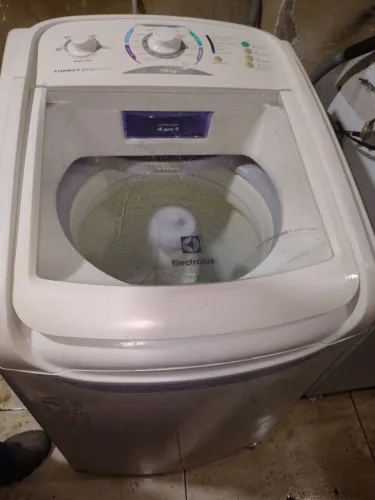 Electrolux 10kilos. Com frete