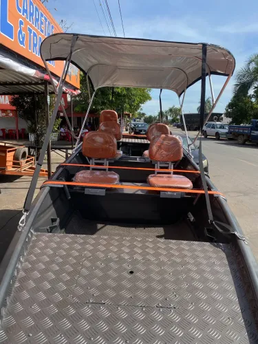Vendo 2 quite completo barco motor 15 motor 40 com partida mercury