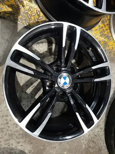 Roda aro 17 taluda Bmw Preta com diamantado 5X120 jogo novo