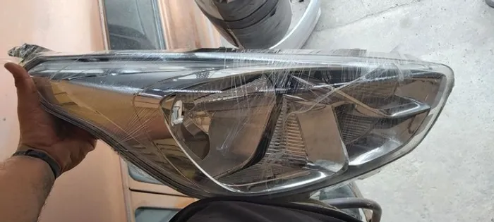 Farol do Ford ka