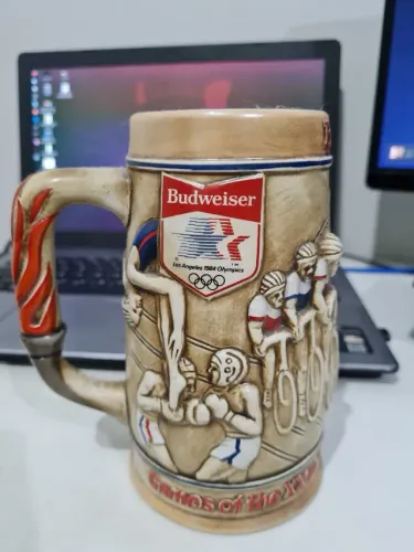 Varios (5) Canecos chopp ceramica budweiser strohs