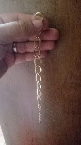 Pulseira de corrente dourada 