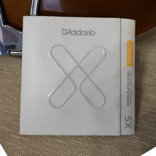 Encordoamento D Addario XS 010 046 guitarra (Musicalvo)