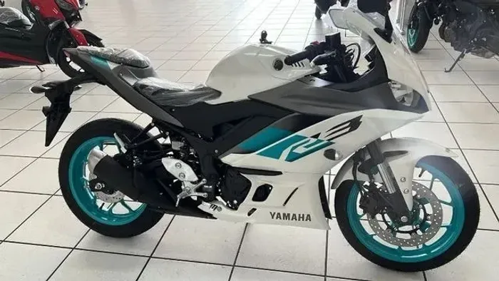 Yamaha  YZF R-3 ABS  25/26 pronta entrega.