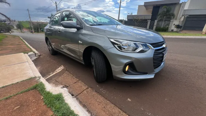 Chevrolet Onix Plus LT 1.0 12V Flex Mec. 4P 2024