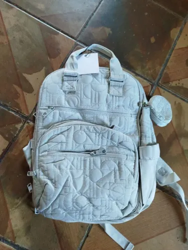 Mochila maternidade cinza
